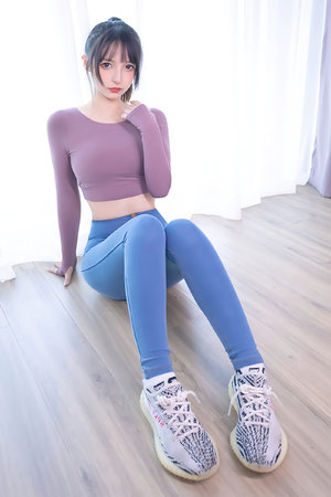 修炼时被徒弟们轮流欺负